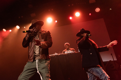 Camp Lo performing at Brooklyn Steel, opening for Yasiin Bey 