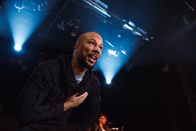 Common taking a bow at Irving Plaza in NYC. December 2014