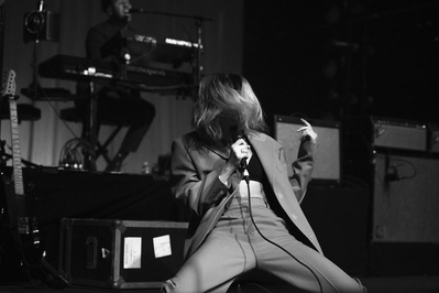 Wolf Alice performing at Terminal 5 in New York City