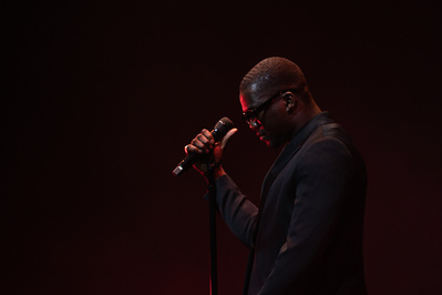 Jacob Banks performing at Kings Theatre in Brooklyn, New York