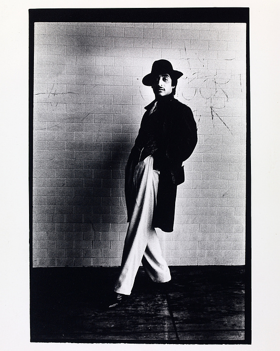 Klique series by Gusmano Cesaretti
Original Prints from 1970's
Shop Street Art / Graffiti Art Photographs.
Los Angeles Art Gallery 