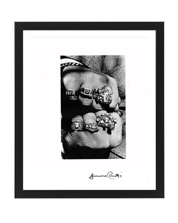 Klique series by Gusmano Cesaretti
Original Prints from 1970's
Shop Vintage Lowrider, Classic Car, Street Art / Graffiti Art Photographs.
Los Angeles Art Gallery 